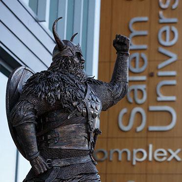Viking statue outside of the Gassett Fitness 鶹˾Ʒ